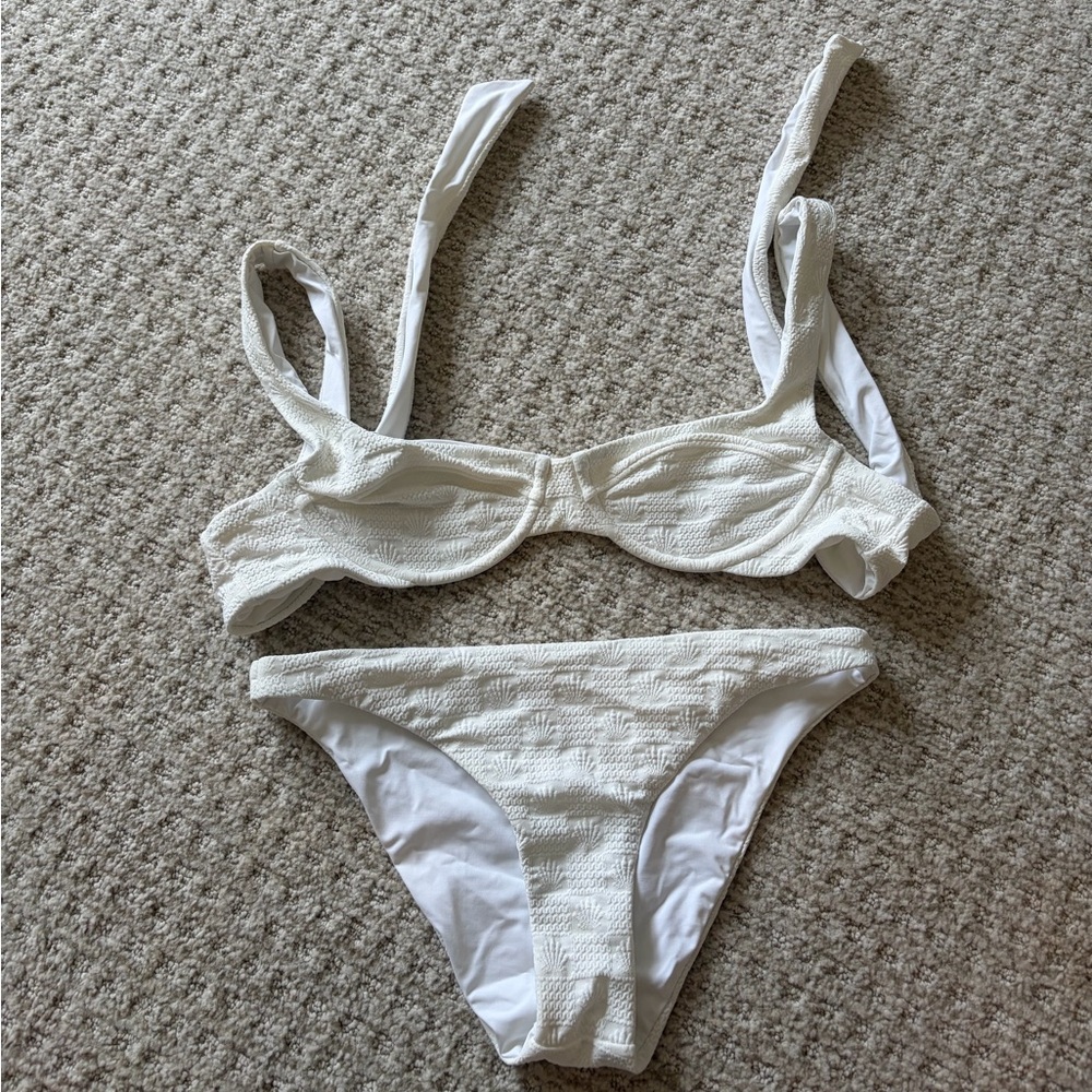 L*Space Nikita Top & Camacho Bikini Bottoms in Seashell Print